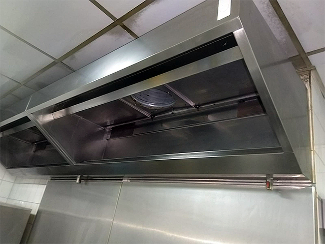 Fettabluftventilatoren Reinigung und Desinfektion nach der Reinigung durch GASTRO REINIGUNG Witten